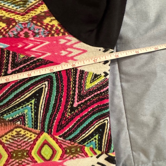 Parsley and sage boho patchwork top - Picture 6 of 8